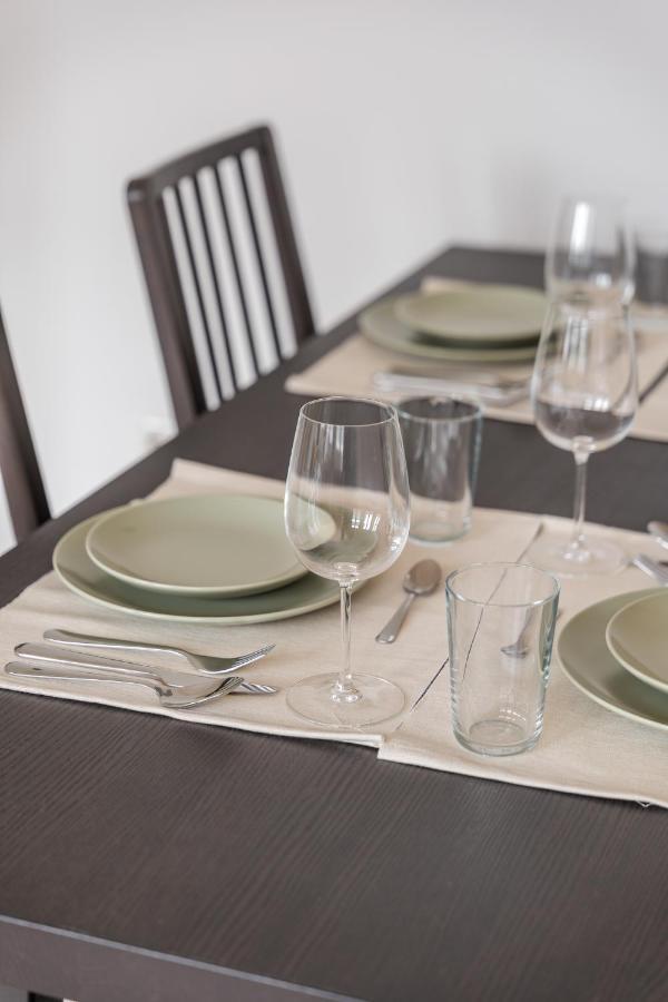 Flats 4 You, Moderne City Wohnung Naehe Hbf, Due-Messe 20 Min, Netflix, Kueche Ντούισμπουργκ Εξωτερικό φωτογραφία